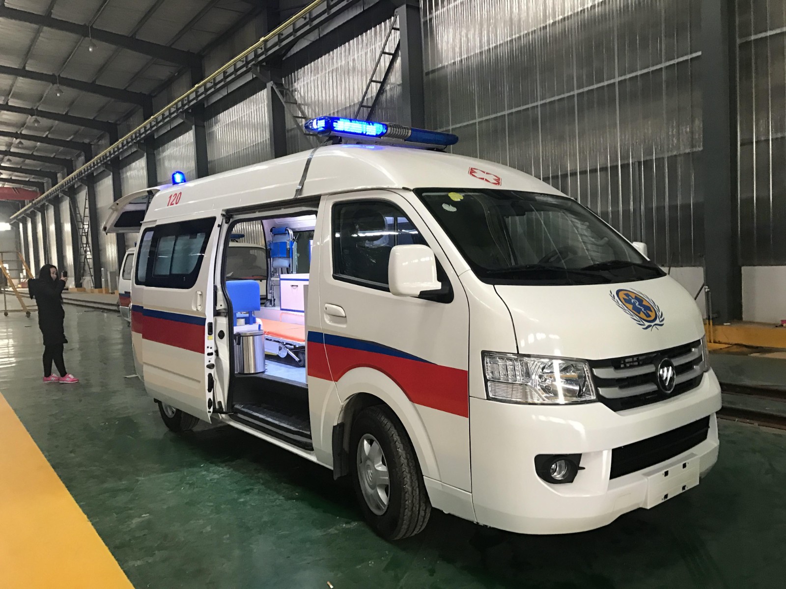 天全县救护车转院